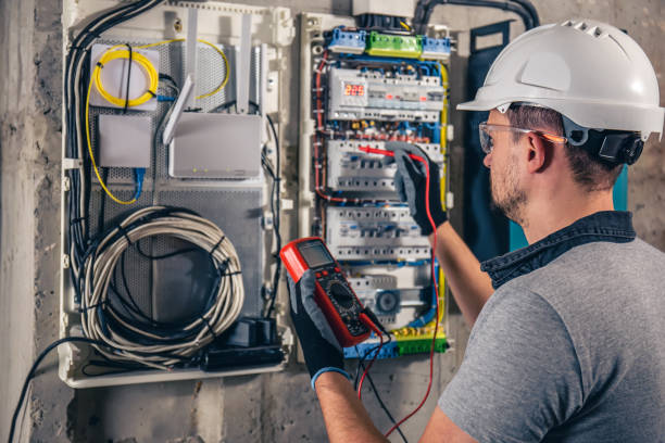 Best Emergency Electrical Repair  in Hicksville, NY